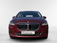 Gebraucht BMW 220 Active Tourer 156 PS (114 kW) 2025 Rot Van / Kleinbus