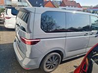 Gebraucht VW Multivan 150 PS (110 kW) 2024 Pure grey Van