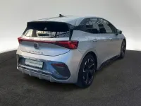 Używany Cupra Born 169 kW (231 KM) 2025 Srebrny Hatchback