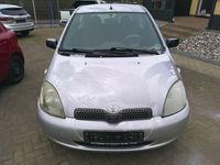 Gebraucht Toyota Yaris 87 PS (63 kW) 2002 Silber