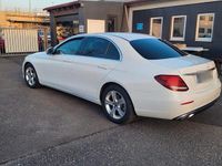Gebraucht Mercedes E200 184 PS (135 kW) 2017 Weiß Limousine