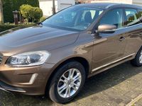 Gebraucht Volvo XC60 Summum 183 PS (134 kW) 2015 Gold SUV