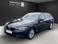 Gebraucht BMW 520 Performance 190 PS (139 kW) 2022 Black sapphire metallic Kombi
