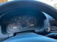 Gebraucht VW Golf IV 75 PS (55 kW) 2002 Schwarz Kleinwagen