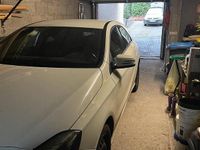 Gebraucht Mercedes A180 122 PS (89 kW) 2017 Weiß Kleinwagen