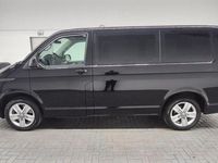Second-hand VW Multivan 199 CP (146 kW) 2021 Negru Monovolum