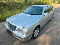 Gebraucht Mercedes E240 170 PS (125 kW) 2001 Silber Limousine