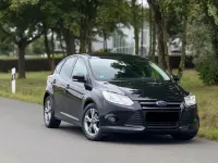 Gebraucht Ford Focus Titanium 125 PS (91 kW) 2013 Schwarz Limousine