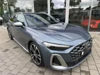 Gebraucht Audi S5 Ambiente 367 PS (269 kW) 2024 Blau Kombi