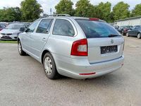 Gebraucht Skoda Octavia GreenLine 105 PS (77 kW) 2012 Brilliantsilber metallic Kombi