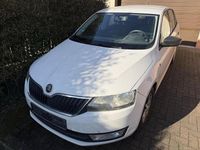 Gebraucht Skoda Rapid Ambition 75 PS (55 kW) 2014 Weiß Kleinwagen