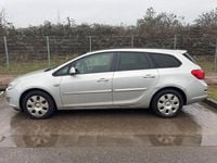 Gebraucht Opel Astra Design Edition 95 PS (69 kW) 2011 Silber Kombi