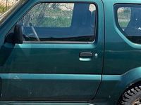 Second-hand Suzuki Jimny 72 CP (52 kW) 2005 Verde SUV