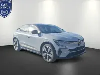 Używany Renault Megane E-Tech Iconic 161 kW (220 KM) 2025 Szary Sedan/Limuzyna