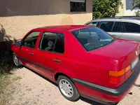 Gebraucht VW Vento 75 PS (55 kW) 1994 Rot Limousine