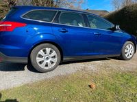Gebraucht Ford Focus 105 PS (77 kW) 2016 Blau Kombi