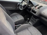 Gebraucht VW Polo 60 PS (44 kW) 2001 Grau Kleinwagen
