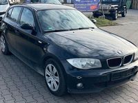 Gebraucht BMW 118 Sport Line 122 PS (89 kW) 2006 Schwarz Kleinwagen