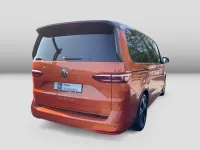 Używany VW Multivan Edition 150 KM (110 kW) 2025 Pomarańczowy Minivan