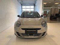 Neu Fiat 600 La Prima 110 PS (80 kW) 2025 636 cappuccino beige SUV