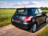 Gebraucht Suzuki Swift Club 94 PS (69 kW) 2011 Schwarz Kleinwagen