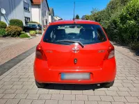 Gebraucht Toyota Yaris 69 PS (50 kW) 2007 Rot Kleinwagen