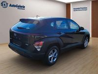 Gebraucht Hyundai Kona Select 139 PS (102 kW) 2025 Abyss black SUV