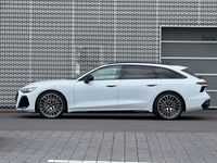 Gebraucht Audi A6 Ambiente 367 PS (269 kW) 2025 Gletscherweiß metallic Kombi