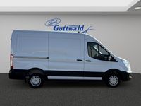 Gebraucht Ford Transit Trend 131 PS (96 kW) 2022 Weiß Van