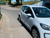 Second-hand VW up! 60 CP (44 kW) 2012 Albastru Hatchback