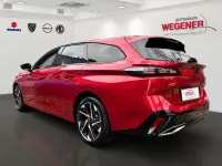 Neu Peugeot 308 SW Allure 131 PS (96 kW) 2025 Elixirrot met. Kombi