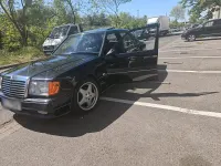 Gebraucht Mercedes E260 160 PS (117 kW) 1990 Schwarz Limousine