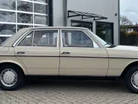 Gebraucht Mercedes E230 136 PS (100 kW) 1982 Beige Limousine