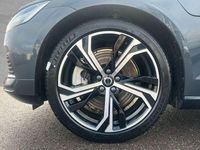 Gebraucht Volvo V60 Plus 349 PS (256 kW) 2025 Denim blue Kombi