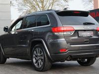 Gebraucht Jeep Grand Cherokee Overland 290 PS (213 kW) 2017 Grau SUV