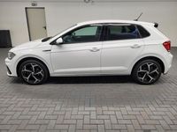 Gebraucht VW Polo Highline 95 PS (69 kW) 2019 Weiß (purweiss) Kleinwagen