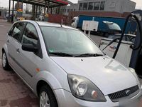 Gebraucht Ford Fiesta 90 PS (66 kW) 2009 Silber Kleinwagen