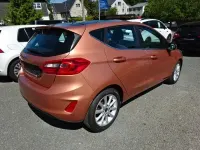 Gebraucht Ford Fiesta Titanium 101 PS (74 kW) 2017 Kalaharibraun metallic Kleinwagen