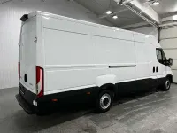 Używany Iveco Daily 156 KM (114 kW) 2024 Biały Van