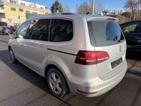 Gebraucht VW Sharan Highline 177 PS (130 kW) 2020 Silber Van / Kleinbus