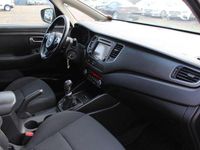 Gebraucht Kia Carens 141 PS (103 kW) 2015 Silber Van / Kleinbus