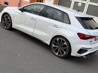 Gebraucht Audi A3 e-tron Sport 150 PS (110 kW) 2023 Weiß Kleinwagen