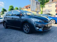 Gebraucht Toyota Verso Life 124 PS (91 kW) 2013 Grau Van / Kleinbus