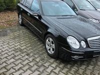 Gebraucht Mercedes E320 Avantgarde 204 PS (150 kW) 2004 Schwarz Kombi