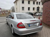 Gebraucht Mercedes E220 170 PS (125 kW) 2007 Grau Limousine