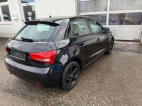 Gebraucht Audi A1 Attraction 86 PS (63 kW) 2012 Phantomschwarz perleffekt Kleinwagen