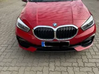 Gebraucht BMW 118 Sport Line 140 PS (102 kW) 2019 Rot Limousine