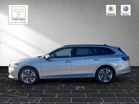 Neu Skoda Superb Selection 193 PS (141 kW) 2025 Aluminium silber metallic Kombi
