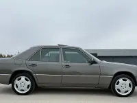 Gebraucht Mercedes E250 90 PS (66 kW) 1991 Braun Limousine