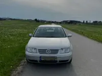 Gebraucht VW Bora Basis 101 PS (74 kW) 1999 Silber Limousine